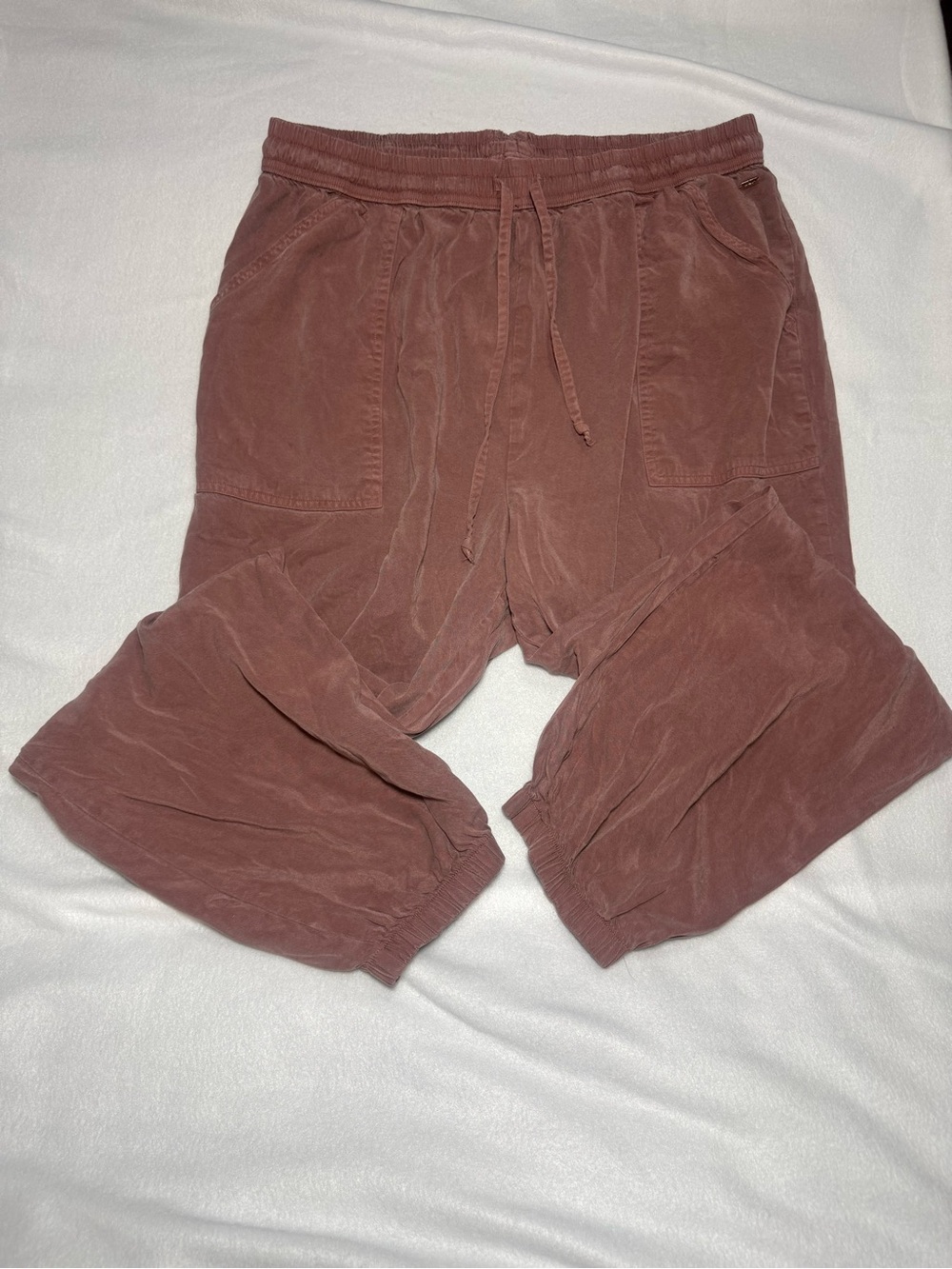 Victoria’s Secret PINK Dusty Rose Relaxed Jogger Pants